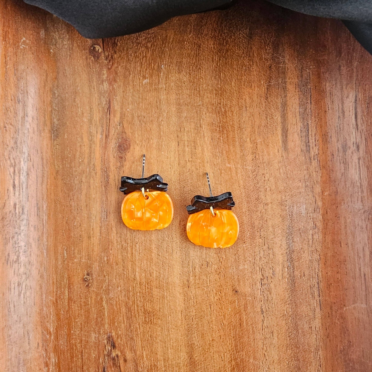 Bow Pumpkin Patch Earrings - Orange // Jewelry, Fall, Halloween
