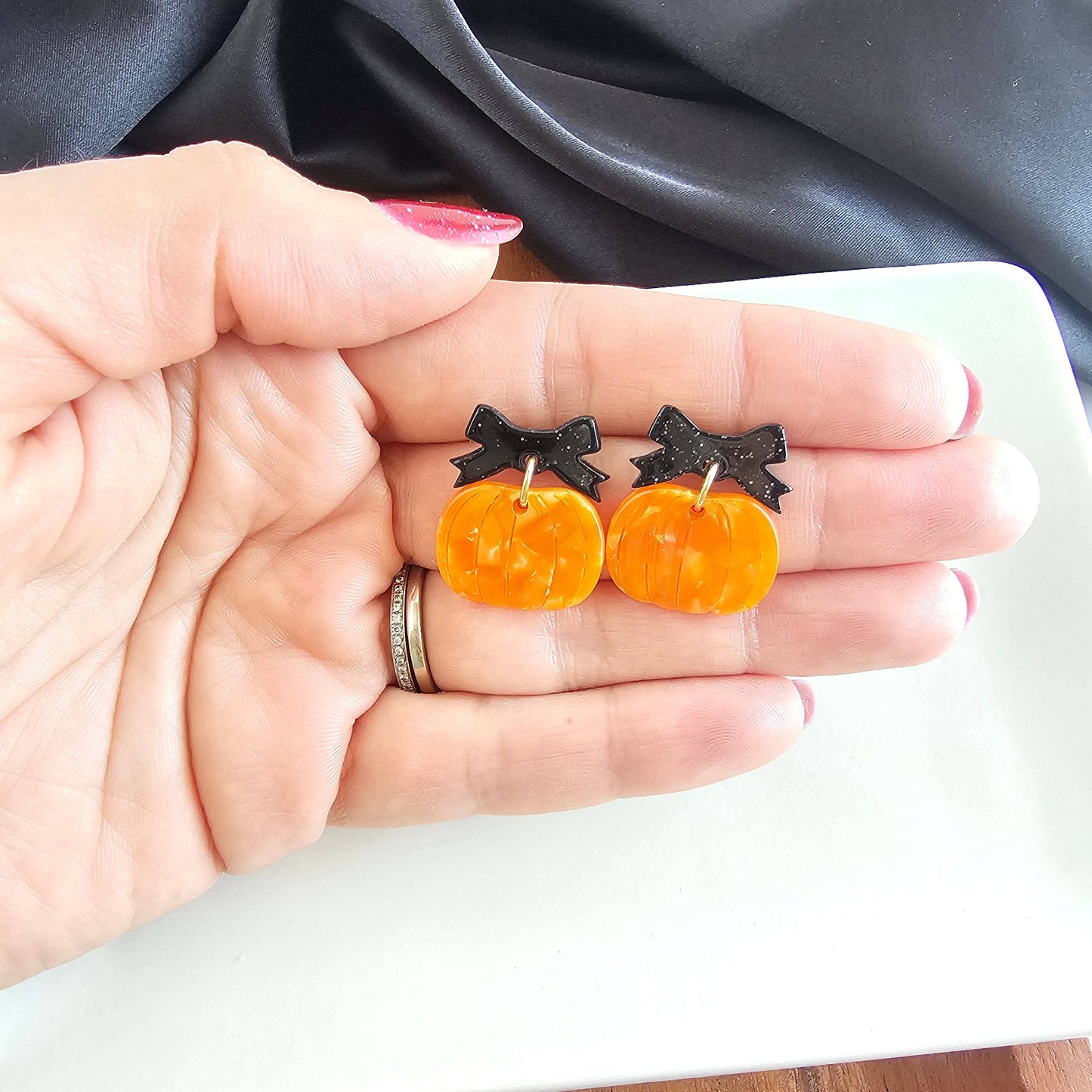 Bow Pumpkin Patch Earrings - Orange // Jewelry, Fall, Halloween