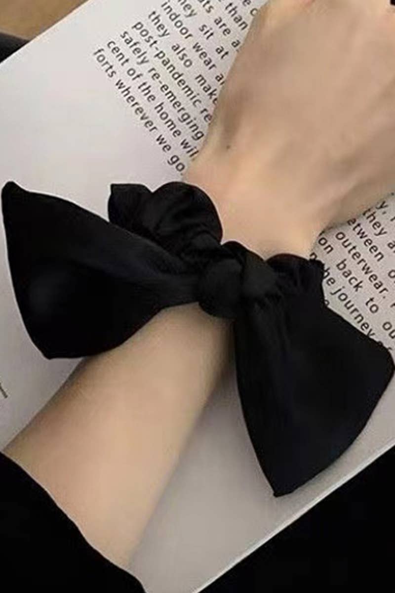Bow Scrunchie