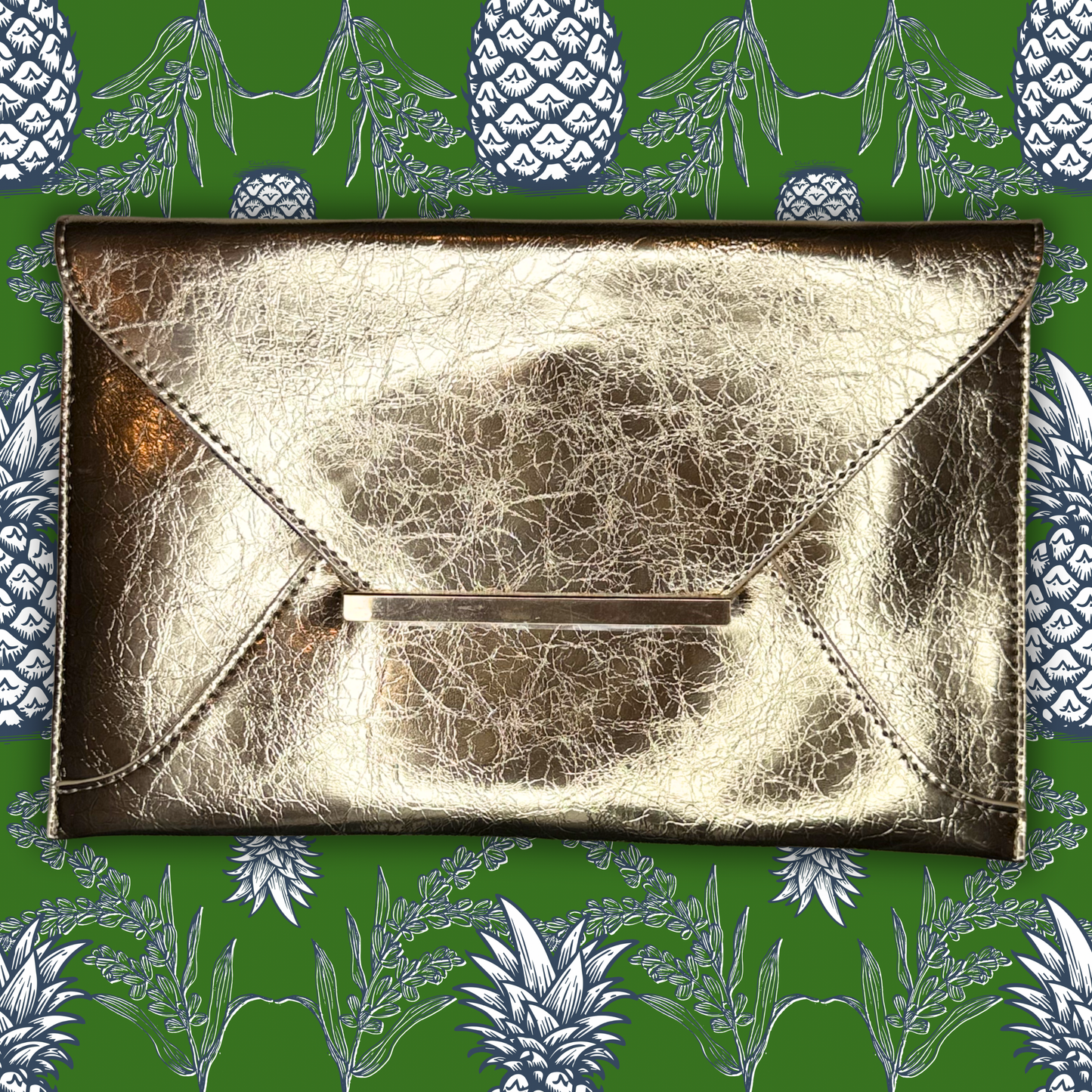 Society Clutch-Gold