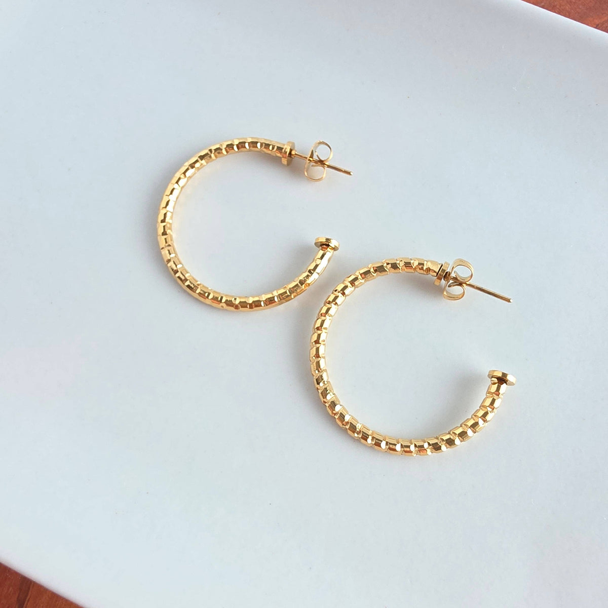 Luxe Harlow Hoops - Gold