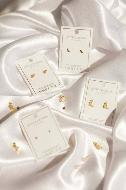 Screwback Stud Earrings - Daisy Cowgirl Boot