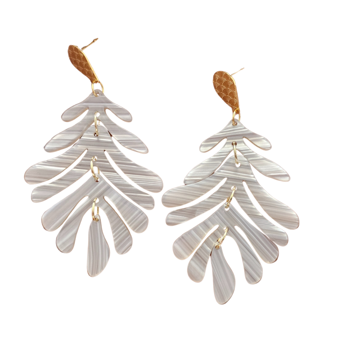 Palm Earrings - Seashell