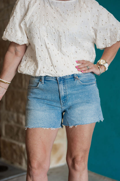 Mid Rise Comfort Short