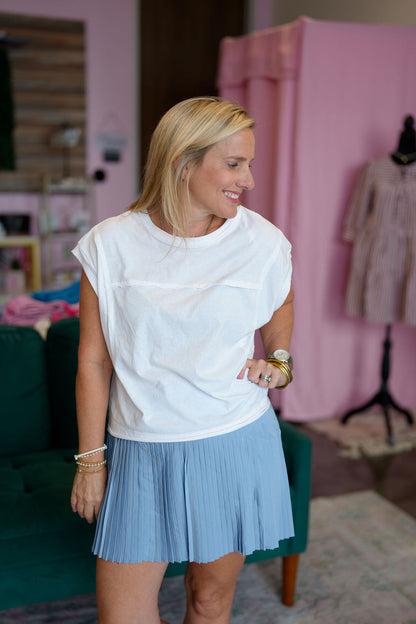 Mineral Washed Sleeveless Casual Knit Top - White